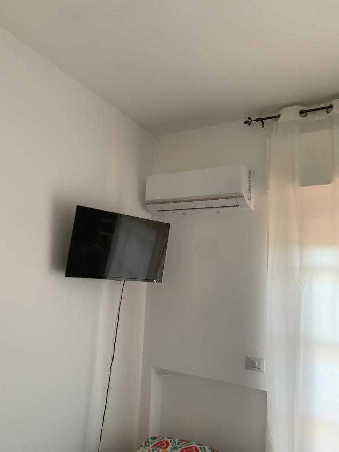 Nontiscordardime Apt Torre A Mare Buitenkant foto